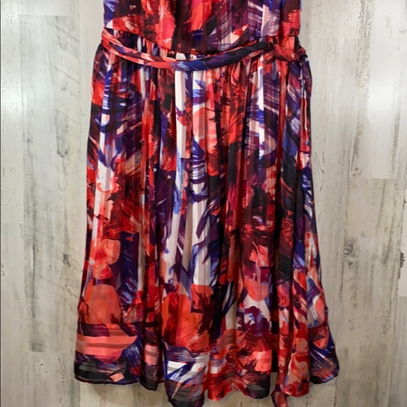 Luxe Carmen Marc Valvo Red Floral A-Line Sun Dress - Picture 6 of 12